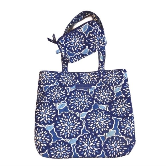 VERA BRADLEY RETIRED Petal Splash Blue and White Tote and Zip Pouch Bundle - Picture 1 of 7